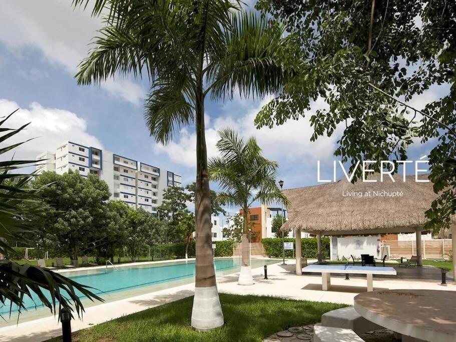 Exclusivo Piscina, Jaccuzi, Centrico. Apartment *